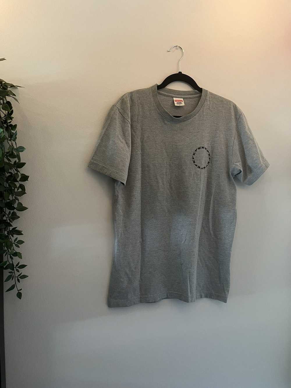 Supreme Supreme 2013 Grey Tee Size Medium OFFERS … - image 3