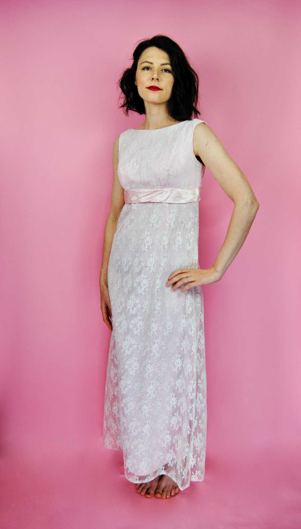 1960s Vintage Pale Pink Lace Gown with Satin Sash… - image 4