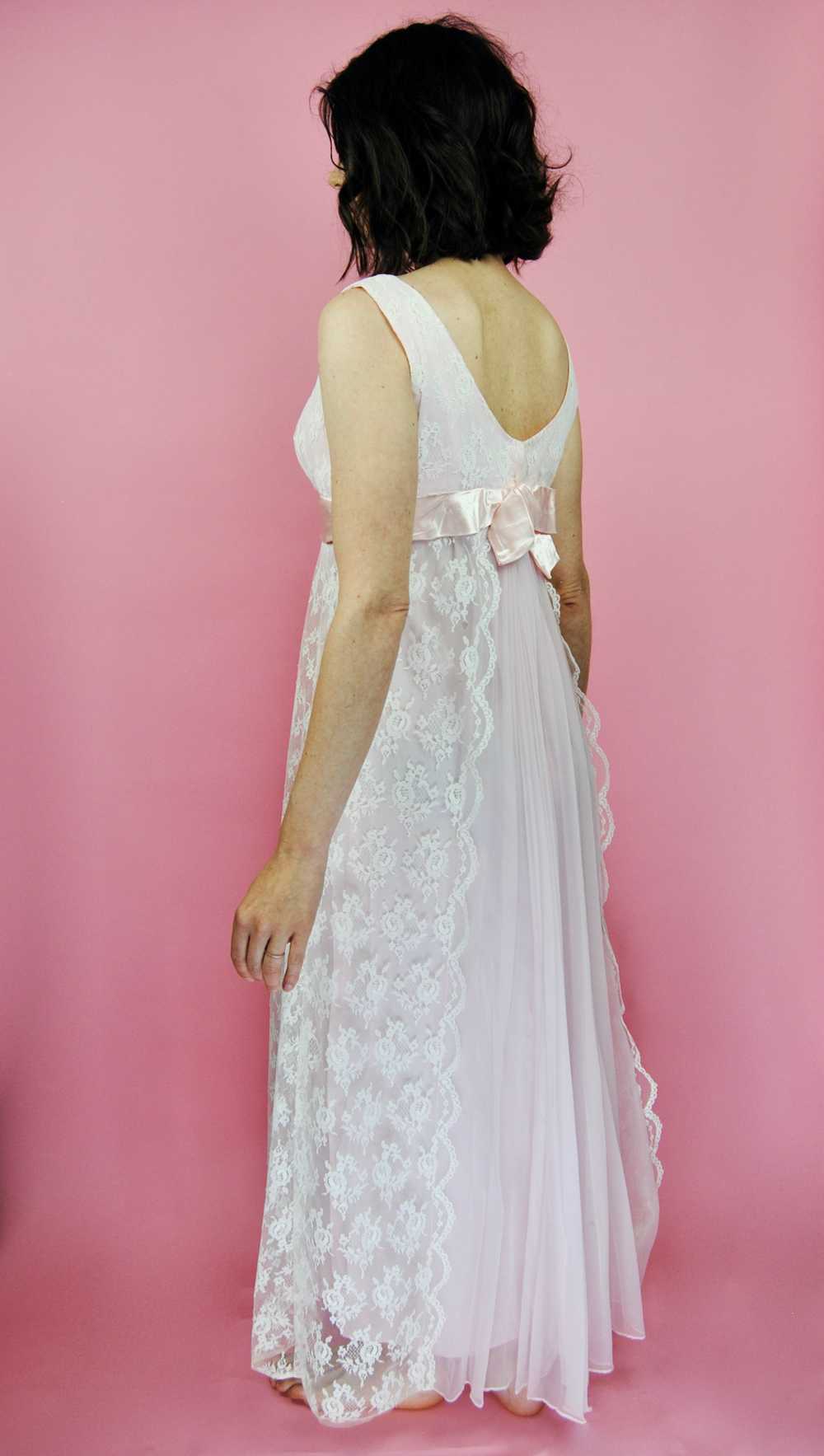 1960s Vintage Pale Pink Lace Gown with Satin Sash… - image 6