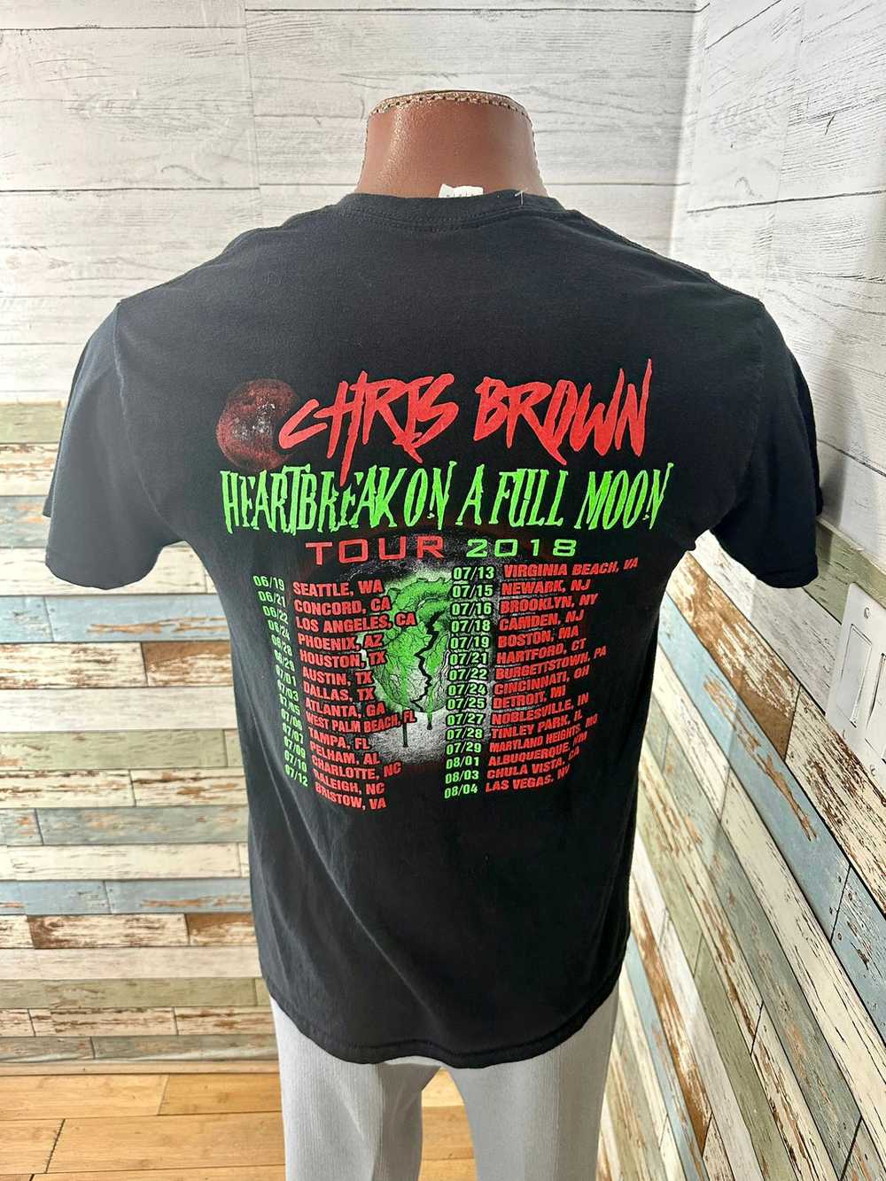 00’s Black Chris Brown Tour Revival Concert T-shi… - image 6