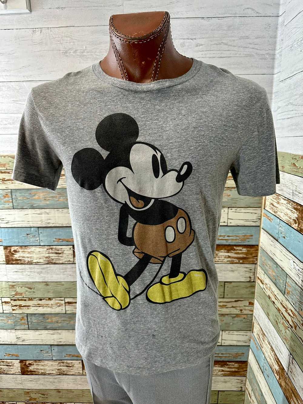 00’s Gray Disney Mickey Print T-shirt - image 1