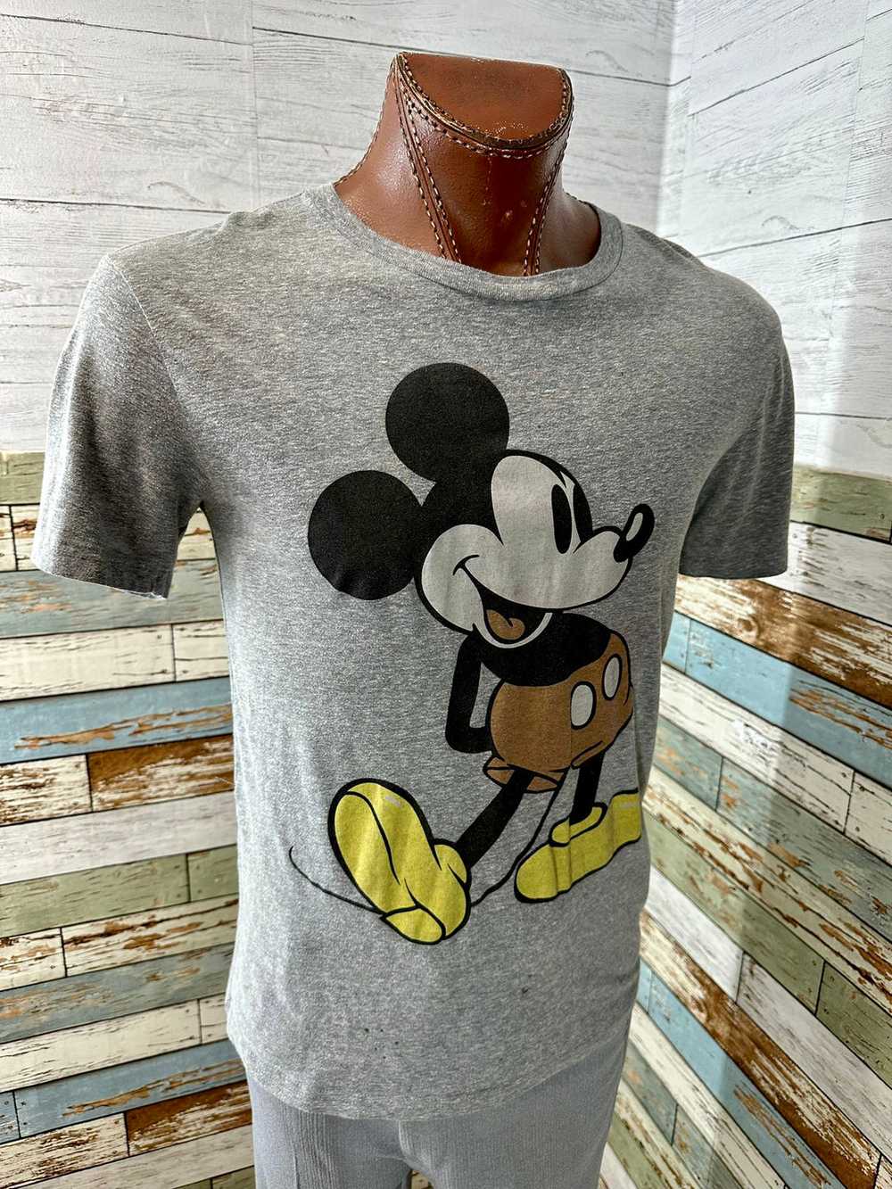 00’s Gray Disney Mickey Print T-shirt - image 2