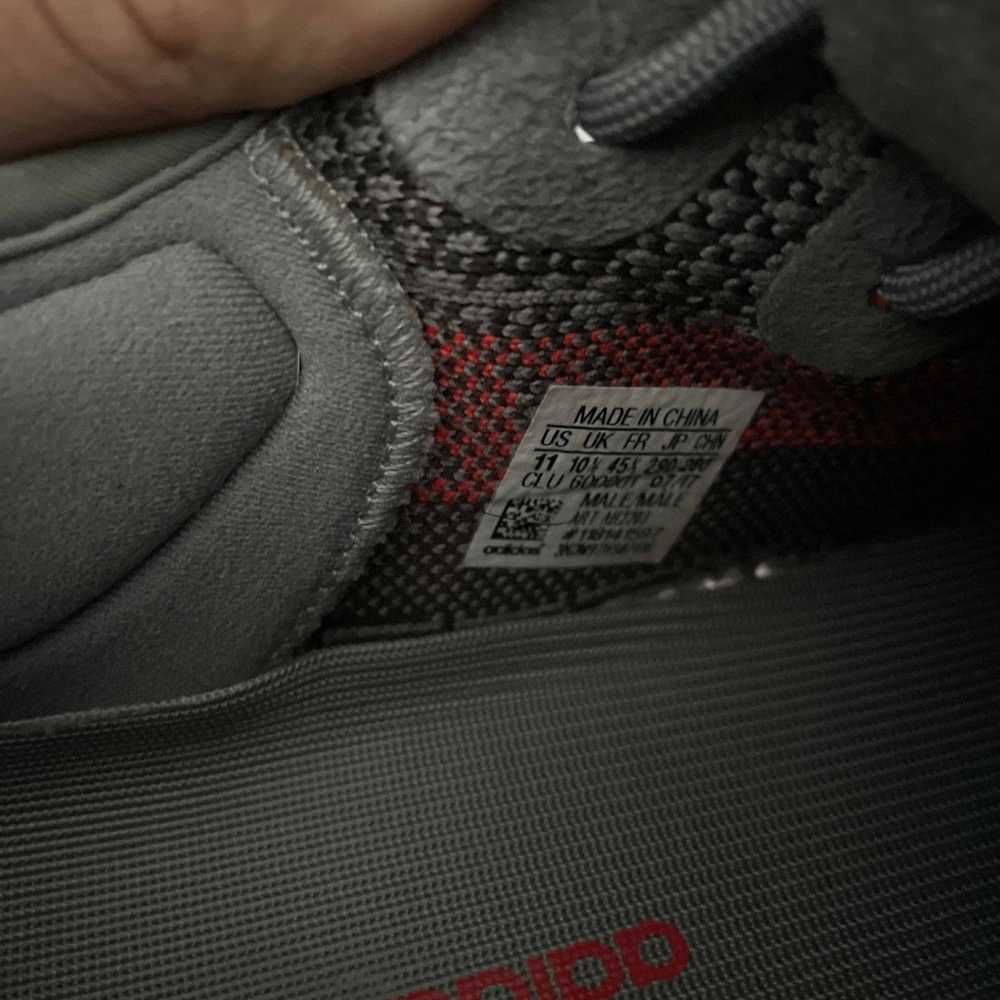 Adidas Yeezy Boost 350 V2 Beluga 2.0 - image 7