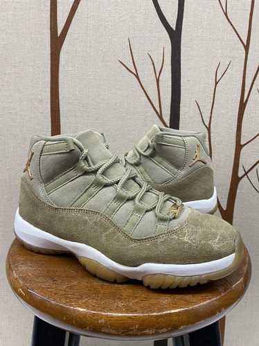 Air Jordan 11 Retro 'Olive Lux' - AR0715-200