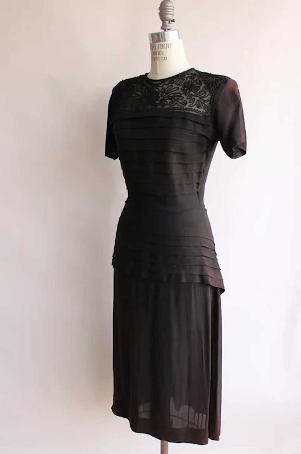 Vintage 1940s Dress / Black Rayon Dress With Sout… - image 3