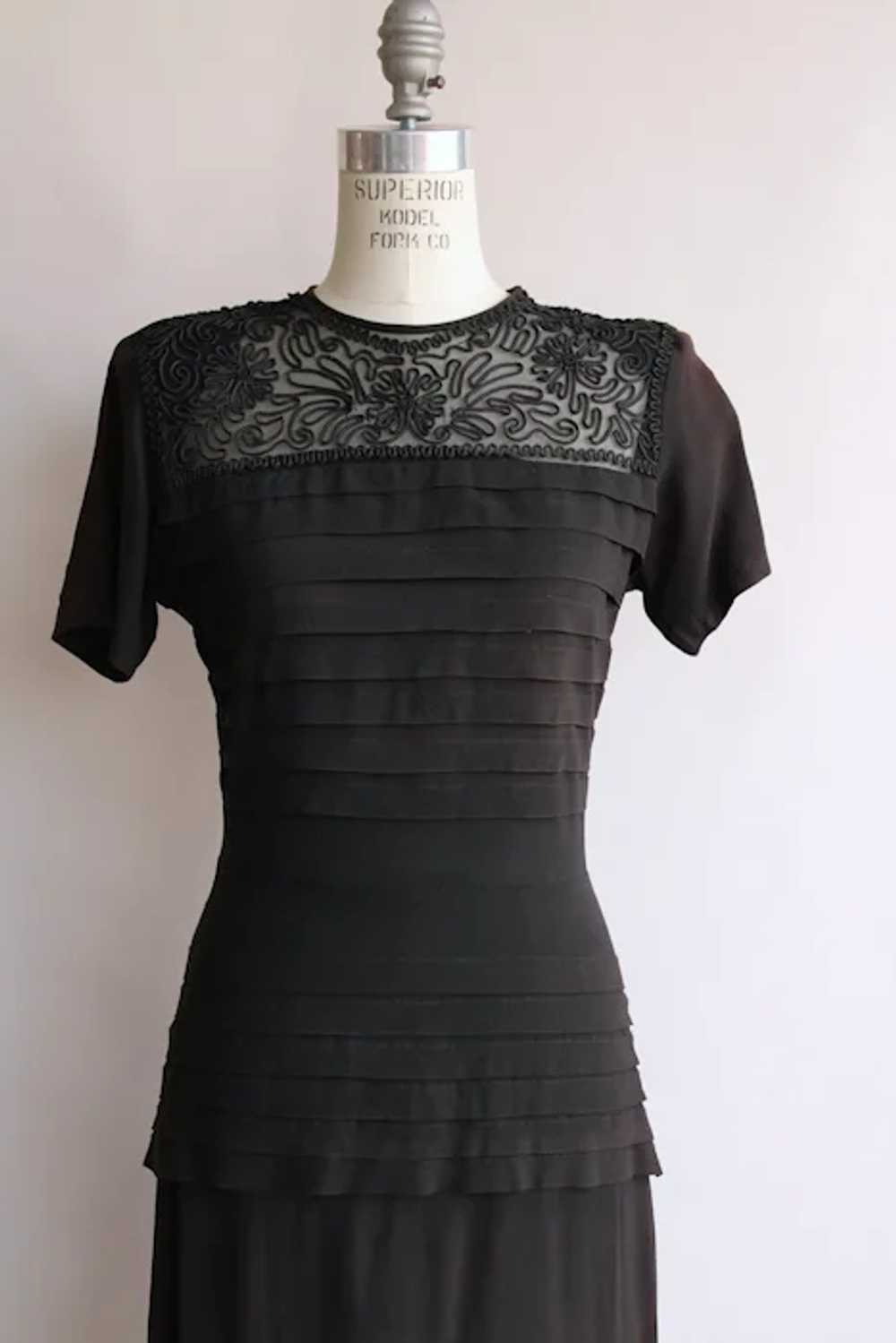 Vintage 1940s Dress / Black Rayon Dress With Sout… - image 4
