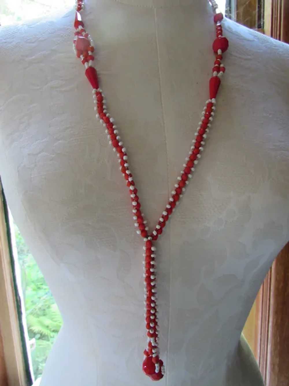 SALE 1920 Era Satoire Beaded Necklace Red White H… - image 2