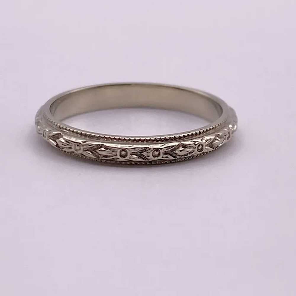 Vintage Floral Wedding or Stack Band Ring 18K Whi… - image 4