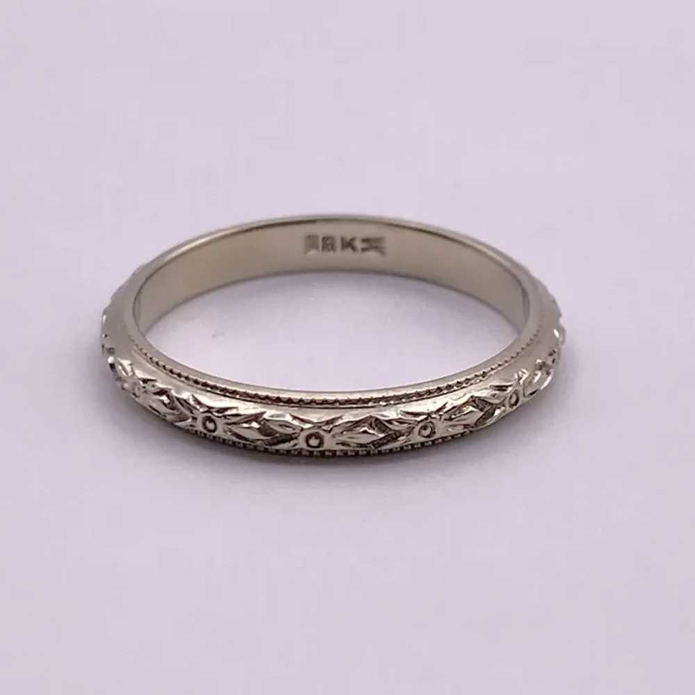 Vintage Floral Wedding or Stack Band Ring 18K Whi… - image 5