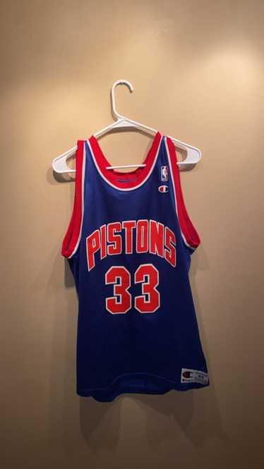 Champion × NBA × Vintage Vintage Detroit Pistons G