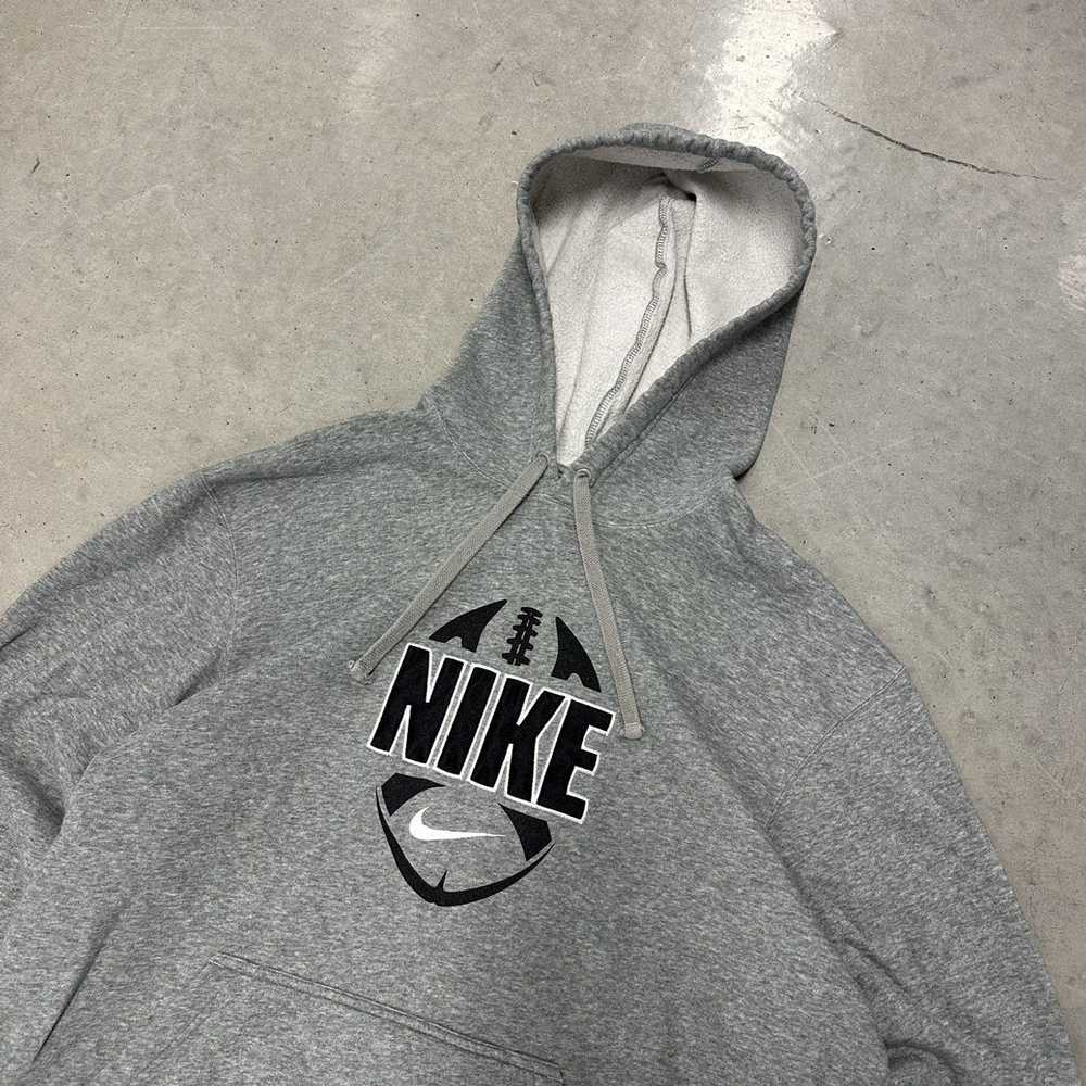 Nike × Streetwear × Vintage Vintage Nike Hoodie - image 2