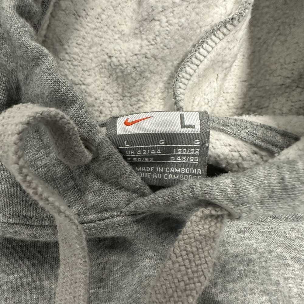 Nike × Streetwear × Vintage Vintage Nike Hoodie - image 4