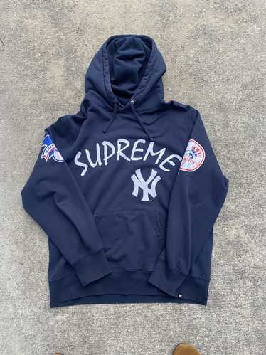 Supreme x New York Yankees Airbrush Hooded Sweatshirt White