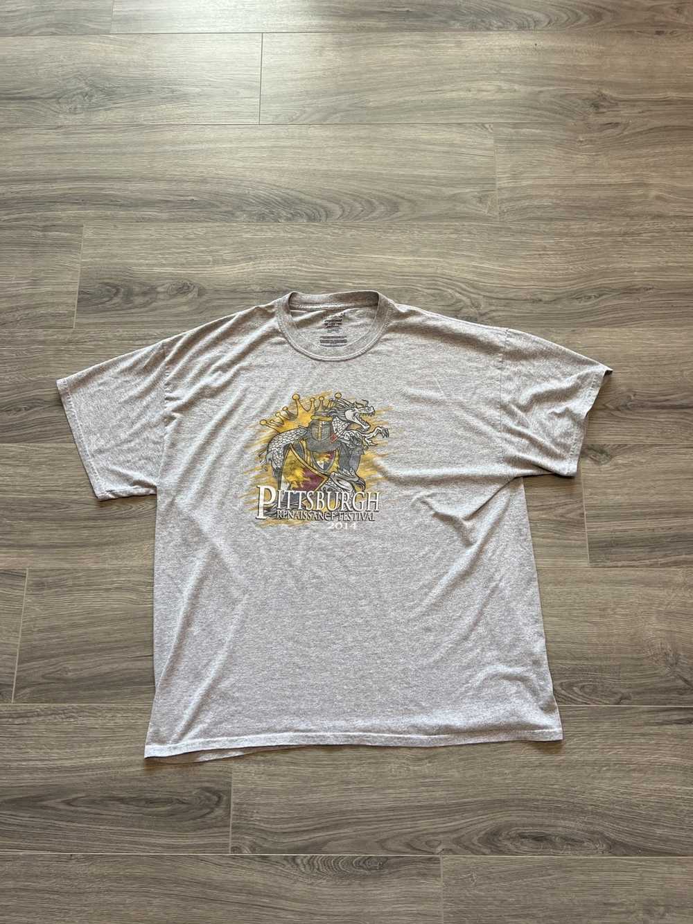 Vintage Pittsburgh Renaissance Festival graphic t… - image 1