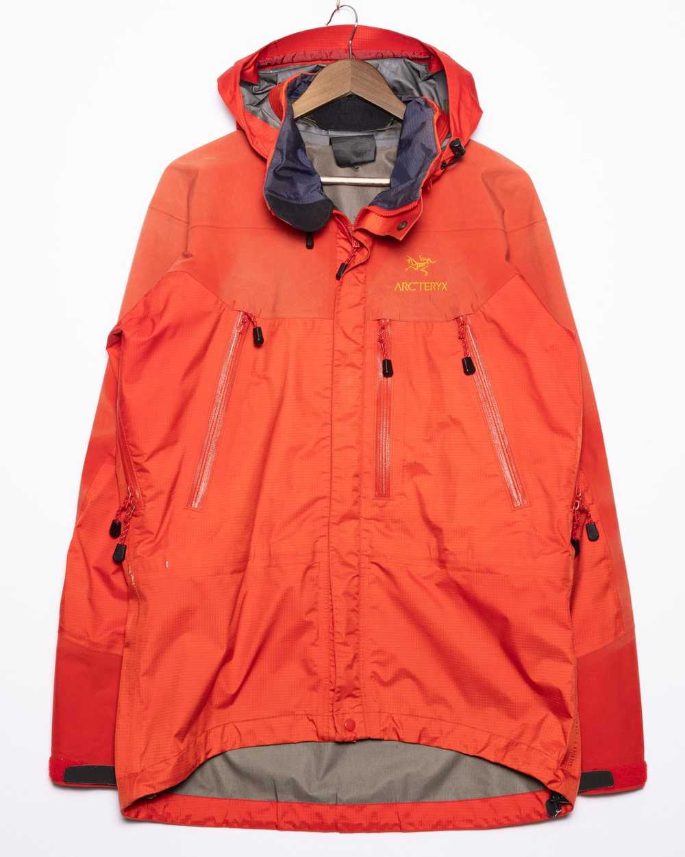 Arc'Teryx Arcteryx Rare Red Theta Ar Vintage 1998 - image 1