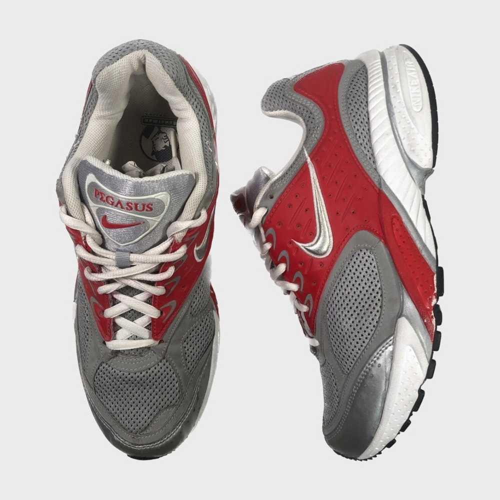 buy nike shoes under 2000
