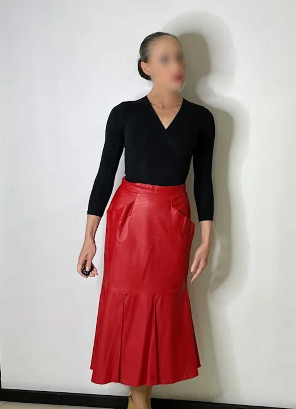 1980s Red Leather Mermaid Fishtail Skirt Trumpet … - image 2