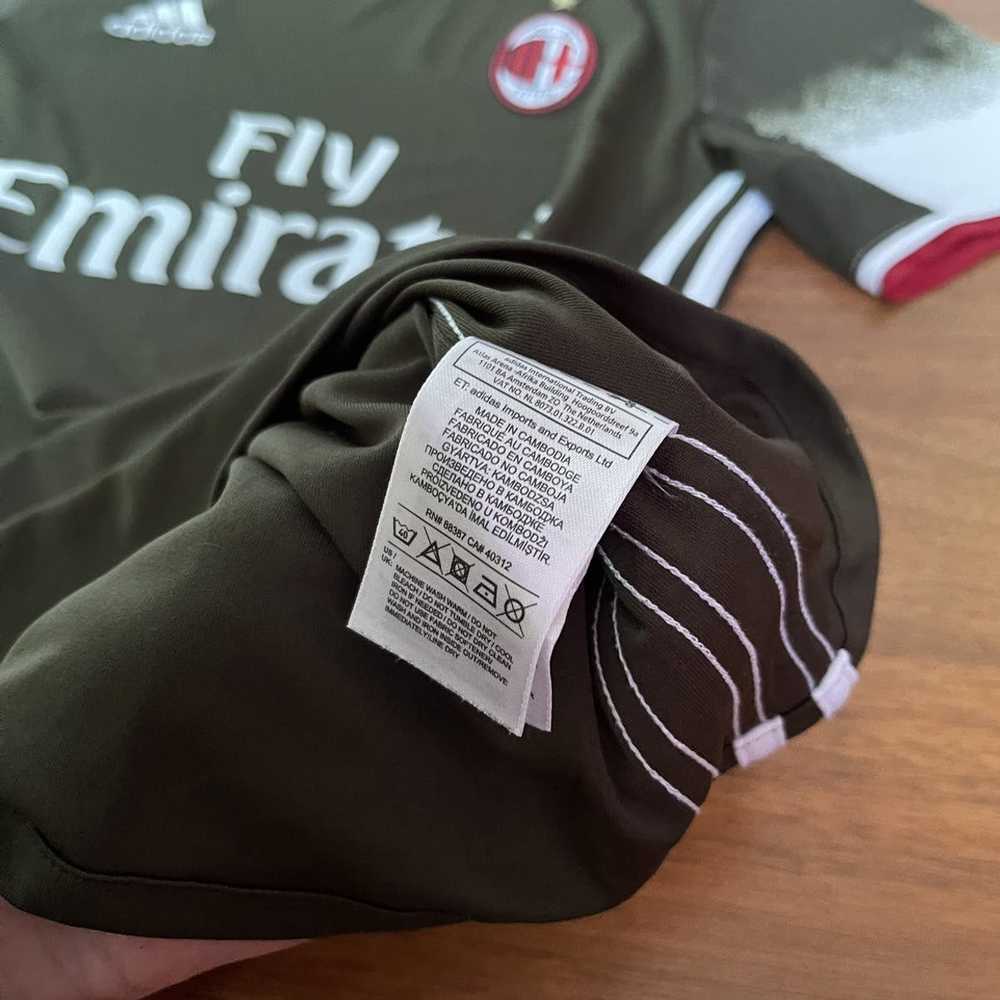 Adidas × Rare × Soccer Jersey AC MILAN ADIDAS 201… - image 11