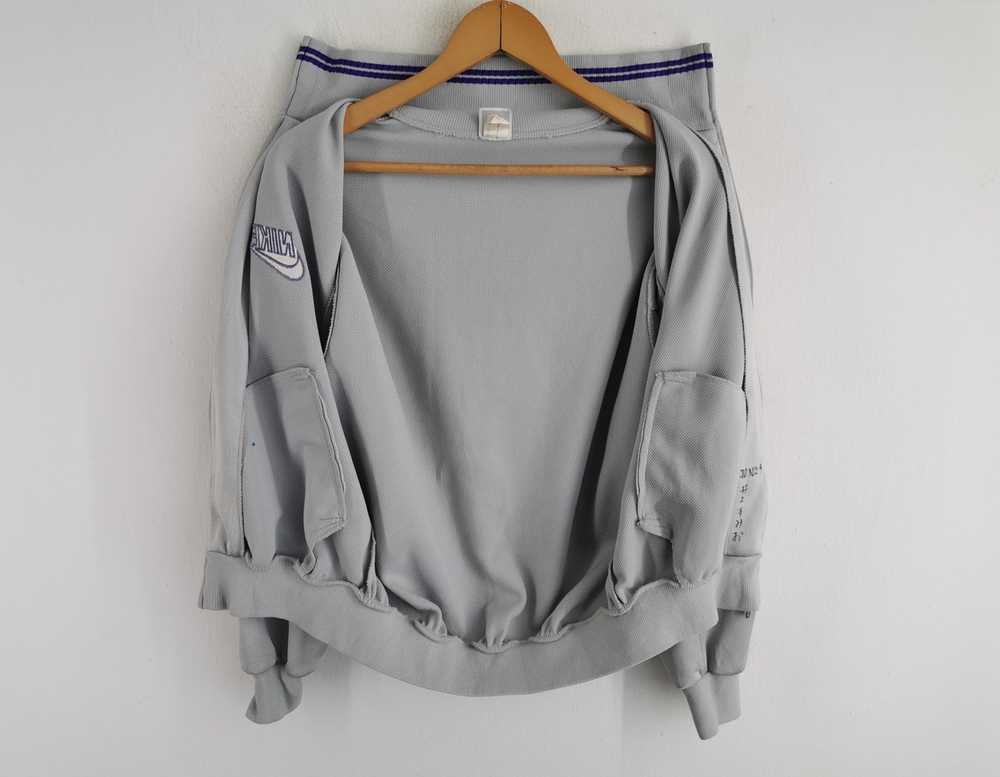 Nike Vintage 90s Nike Swoosh Tracktop Jacket Made… - image 3