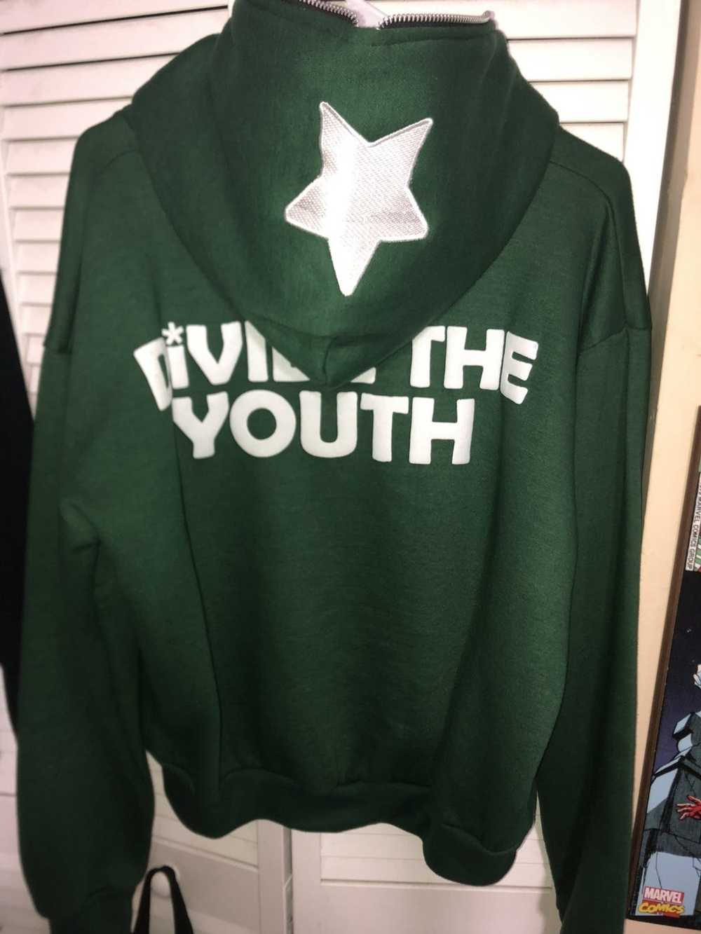 Divide The Youth × Rare × Streetwear Divide the Y… - image 2