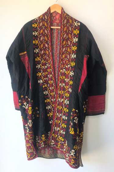 Vintage Embroidered Silk Robe - image 1