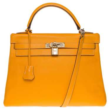 SAC À DÉPÊCHES 38 EPSOM LEATHER IN GOLD COLOR WITH GOLD HARDWARE. HERMÈS,  1990, Hermès Handbags, Jewellery
