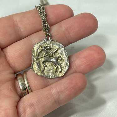 NBDN Nobrandedon VTG Zodiac necklace/pendant Sagi… - image 1