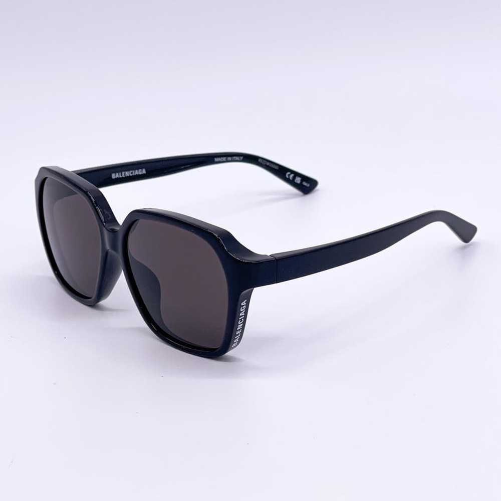 Balenciaga Oversized sunglasses - image 3