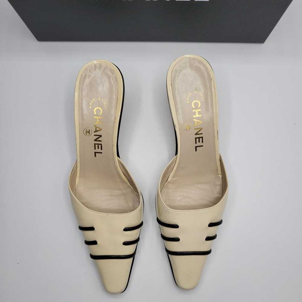 Chanel Patent leather mules - image 3