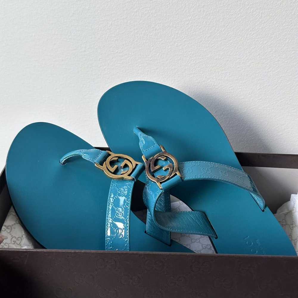 Gucci Double G leather flip flops - image 4