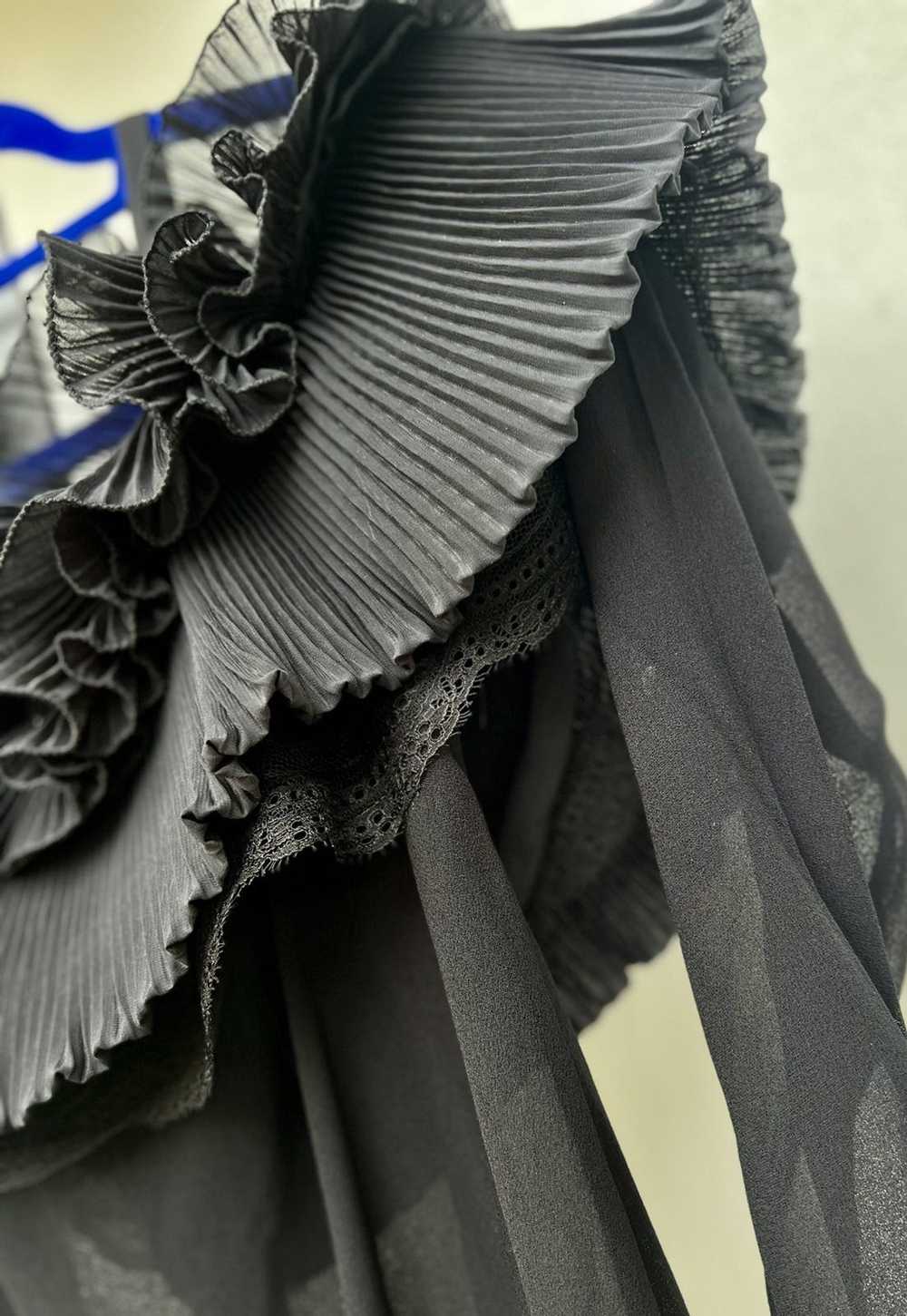 Black × Givenchy × Luxury Elegance & luxurious bl… - image 9