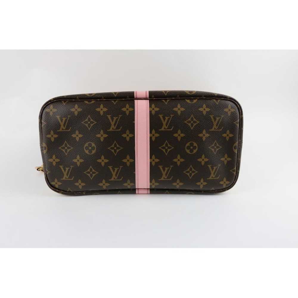 Louis Vuitton Neverfull leather tote - image 9