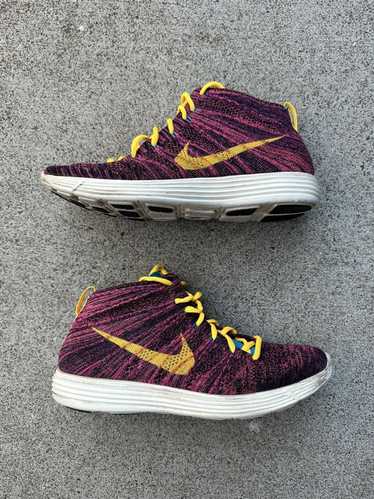 Nike Nike Flyknit Chukka