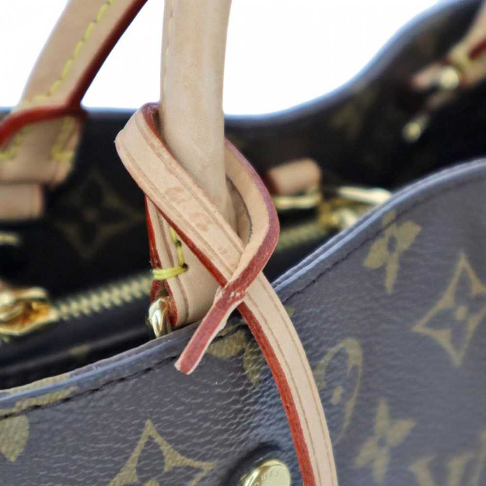 Louis Vuitton Montaigne leather handbag - image 12