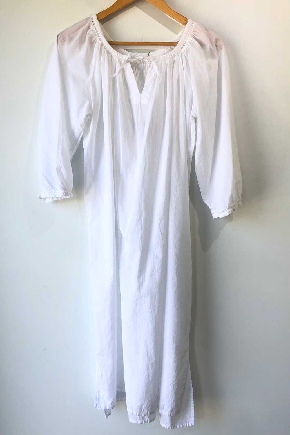 Vintage White Cotton Nightgown - image 1