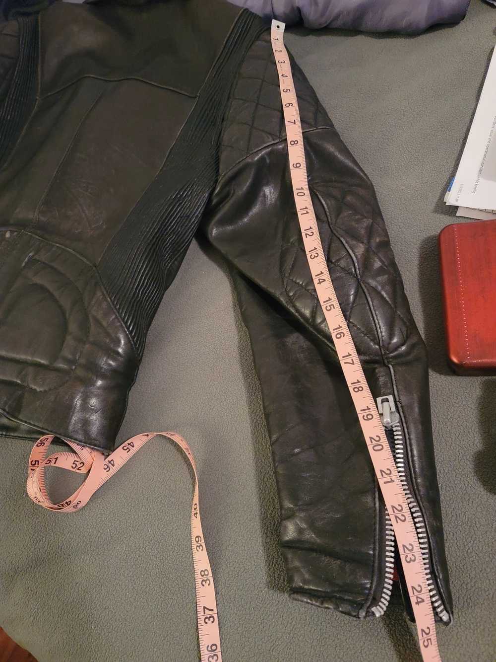 Vintage vintage black leather motorcycle jacket h… - image 8