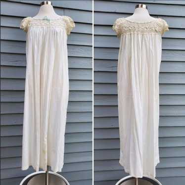 Vintage 1910s Edwardian-era Victorian Nightgown C… - image 1