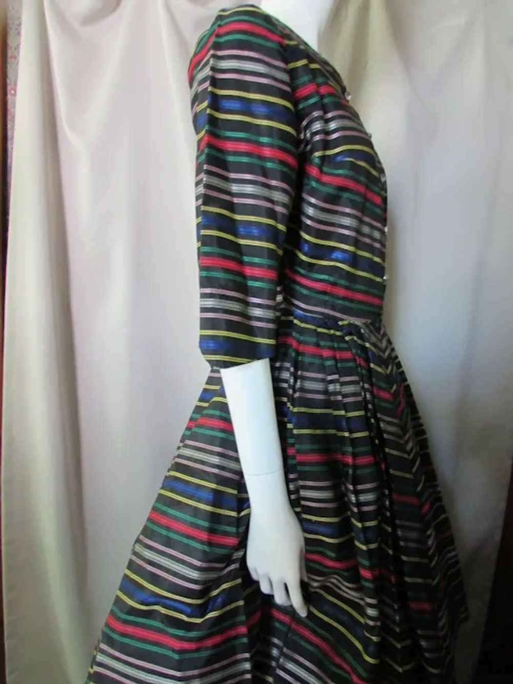SALE 1950 Era Striped Taffeta Cocktail Dress Spec… - image 5
