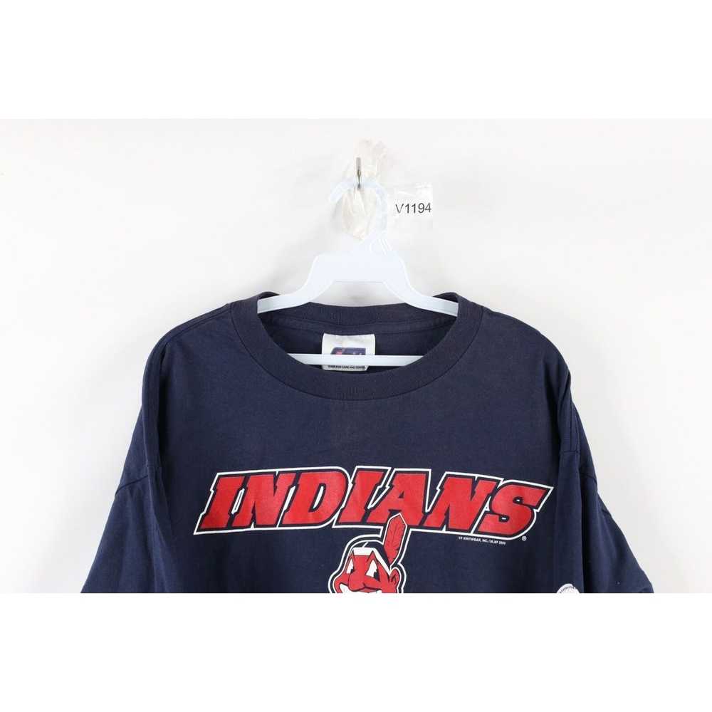 Vintage Vintage 2000 Faded Cleveland Indians Chie… - image 2