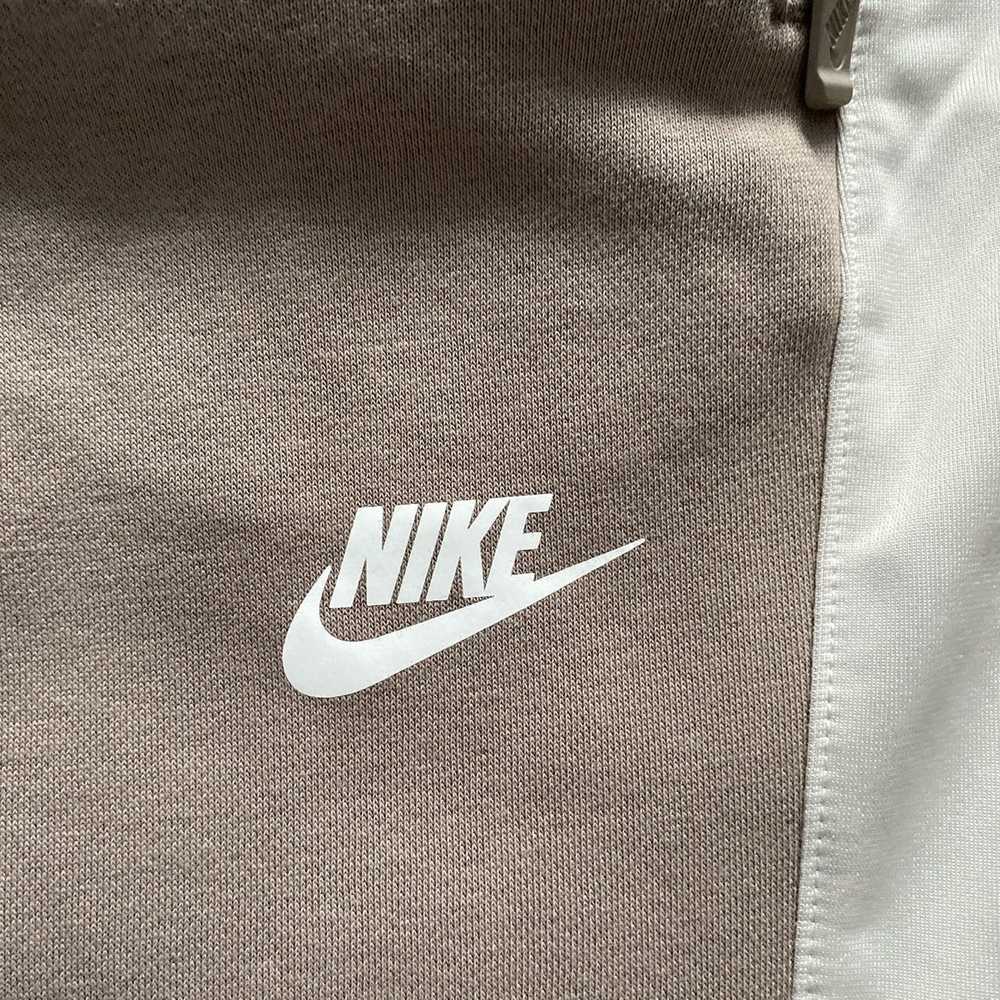 Nike Brown and Cream Nike Sweatpants - image 2