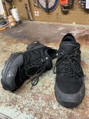 ROA ROA Neal Low Top Hiking Boots