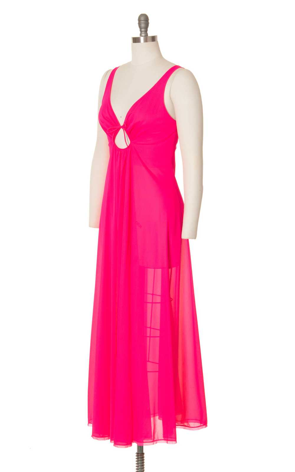 1970s Neon Hot Pink Nightgown | small/medium/large - image 5