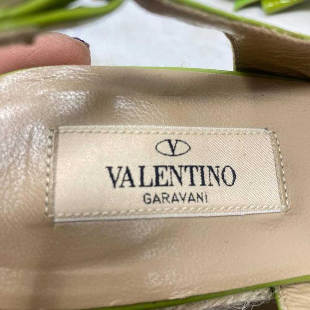 Valentino Garavani Patent leather sandal - image 9