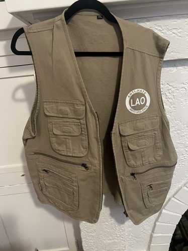 Informale V090 Utility Vest Beige: Review (Yes, You Need This) - Jessup Says