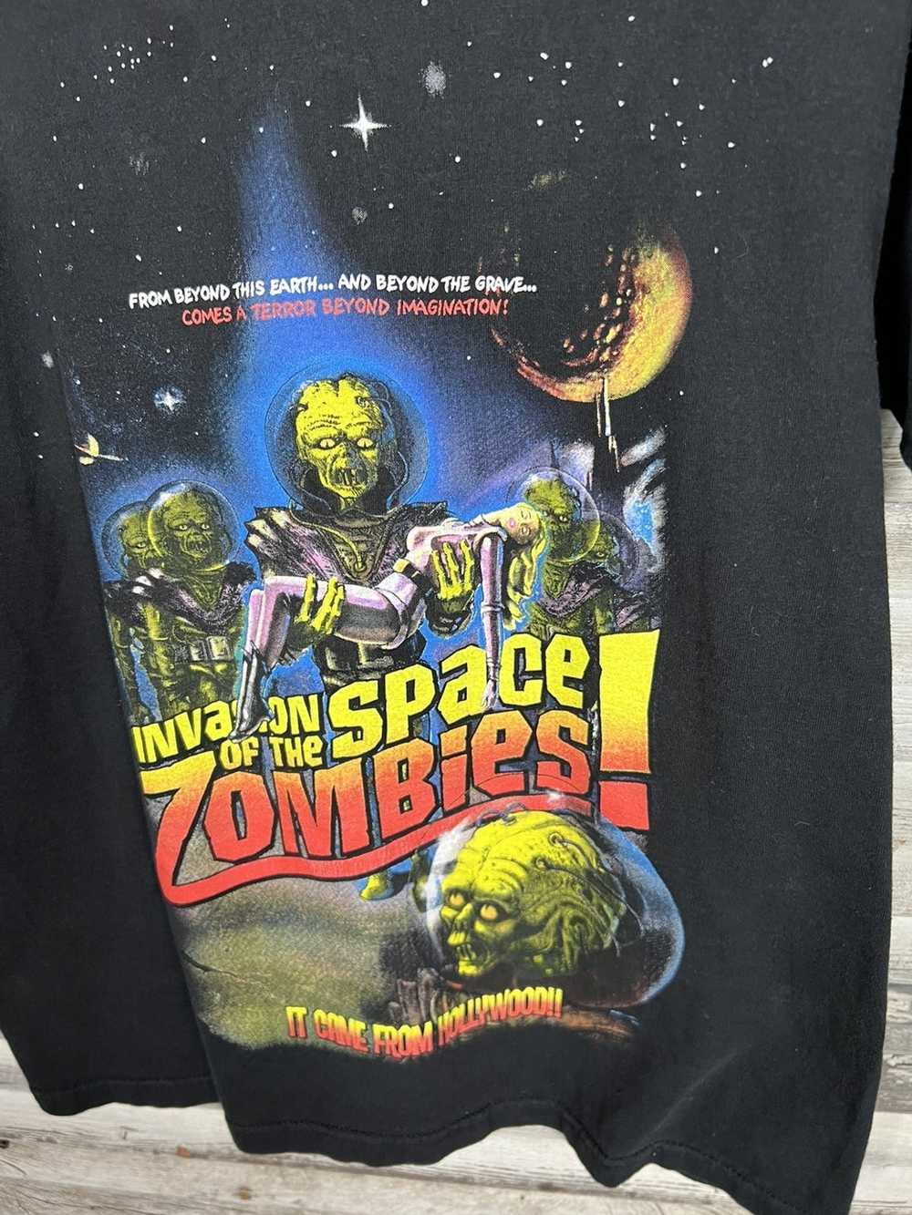 Vintage Vintage Invasion of the Space Zombies Shi… - image 5