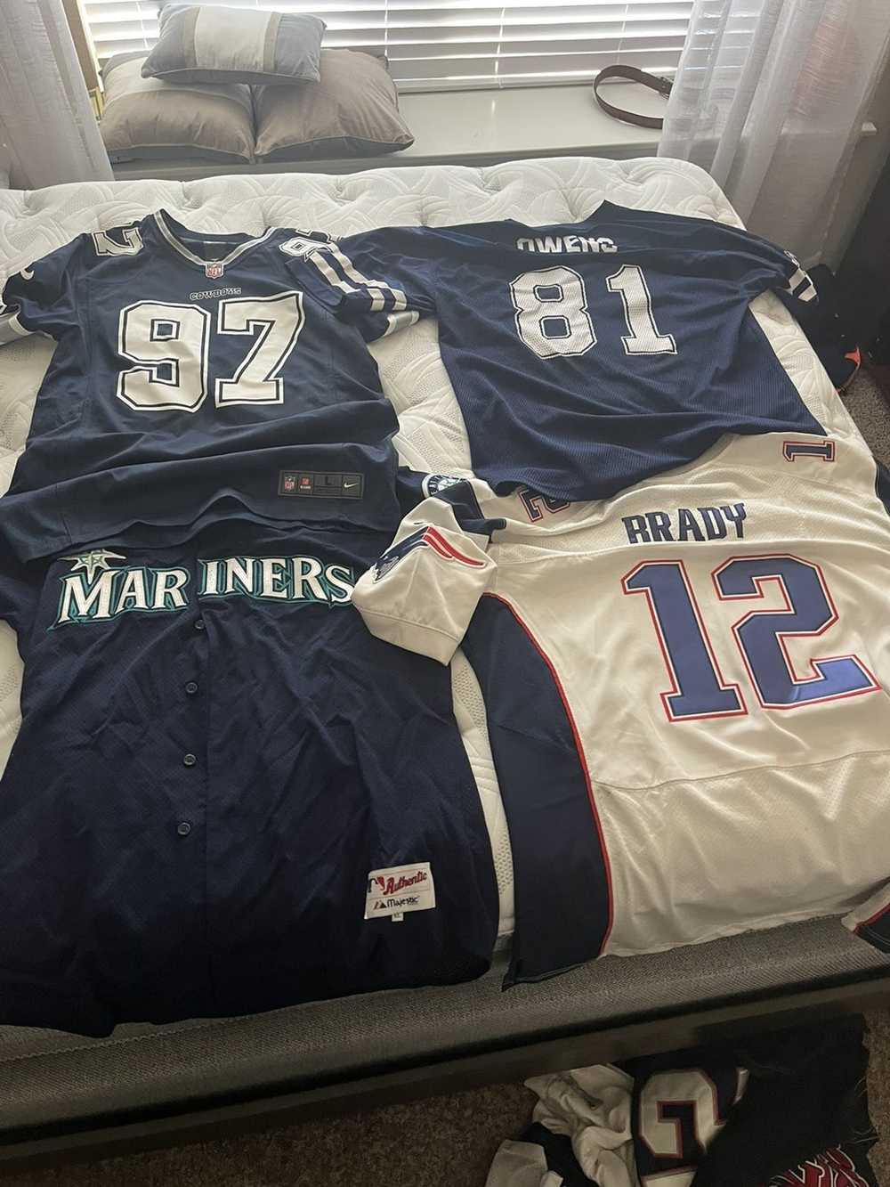 Vintage Tons of jerseys for sell - image 5