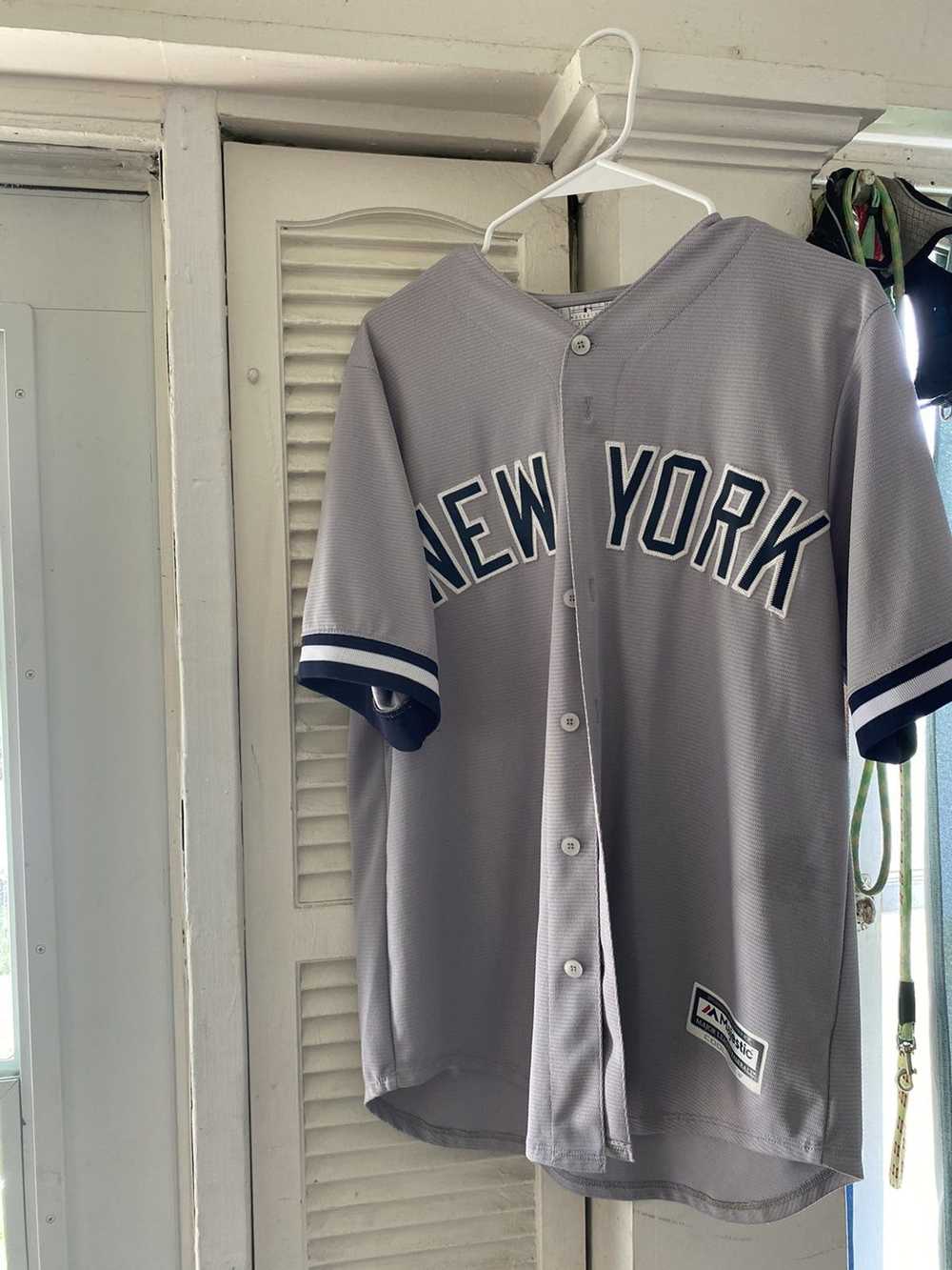 MLB × Majestic Yankees jersey - image 1