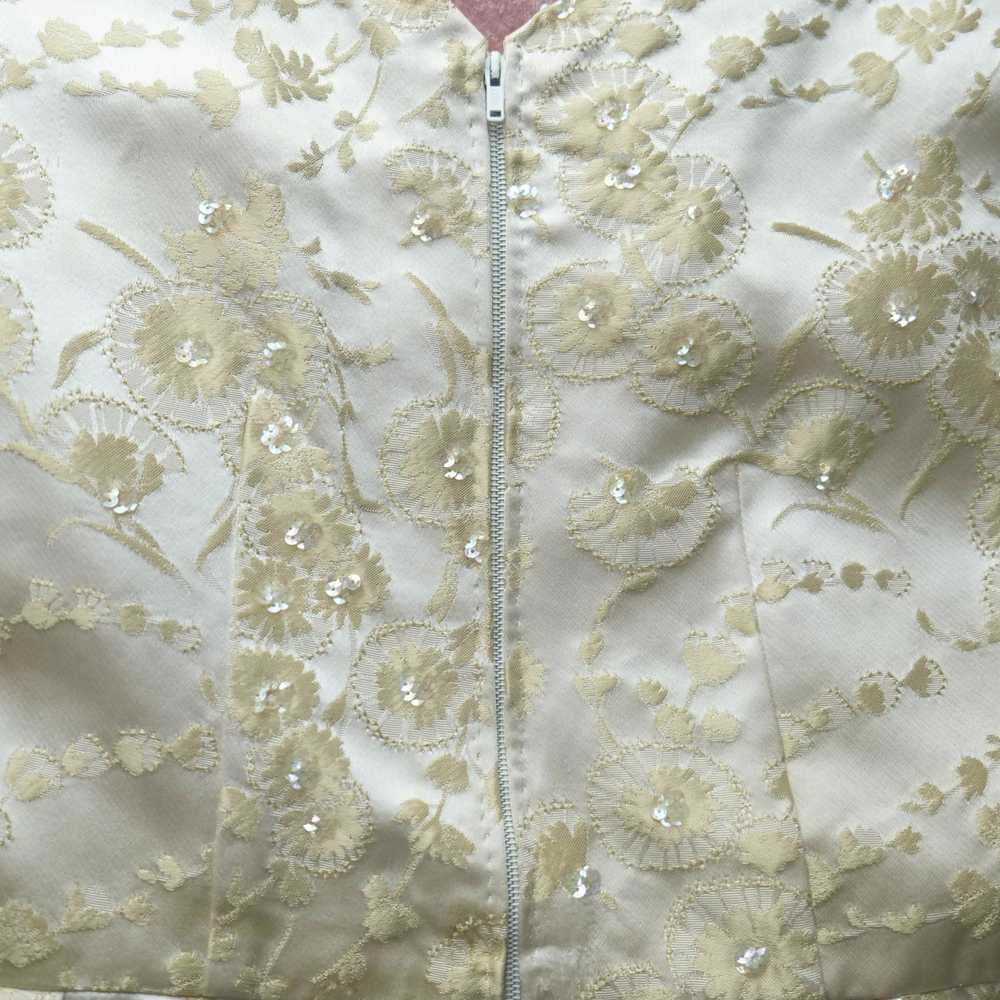 1960s pale gold brocade gown - image 8