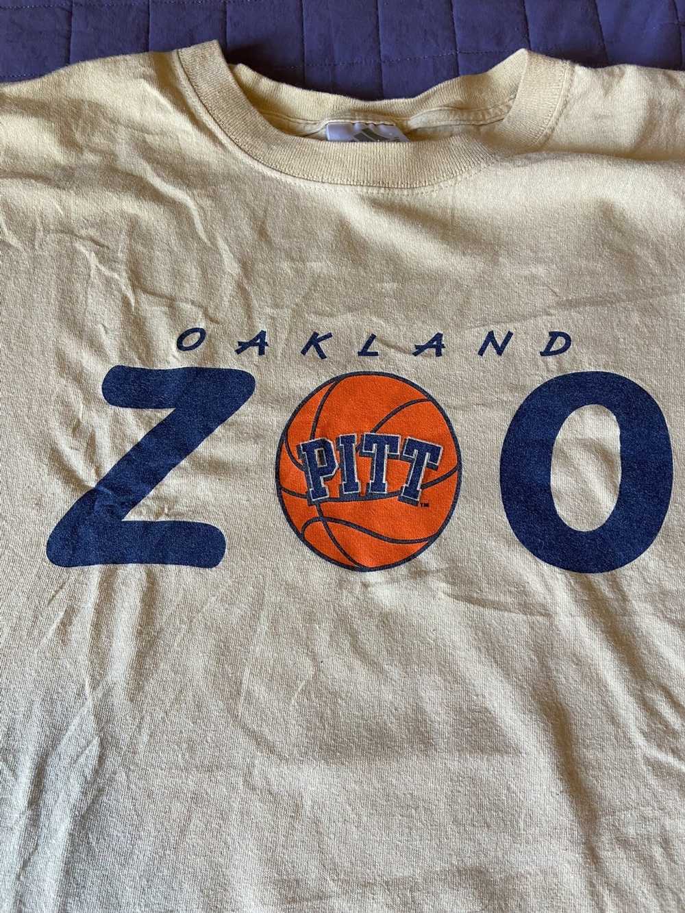 Adidas × Vintage Vintage Oakland Zoo Pitt Tee Siz… - image 2