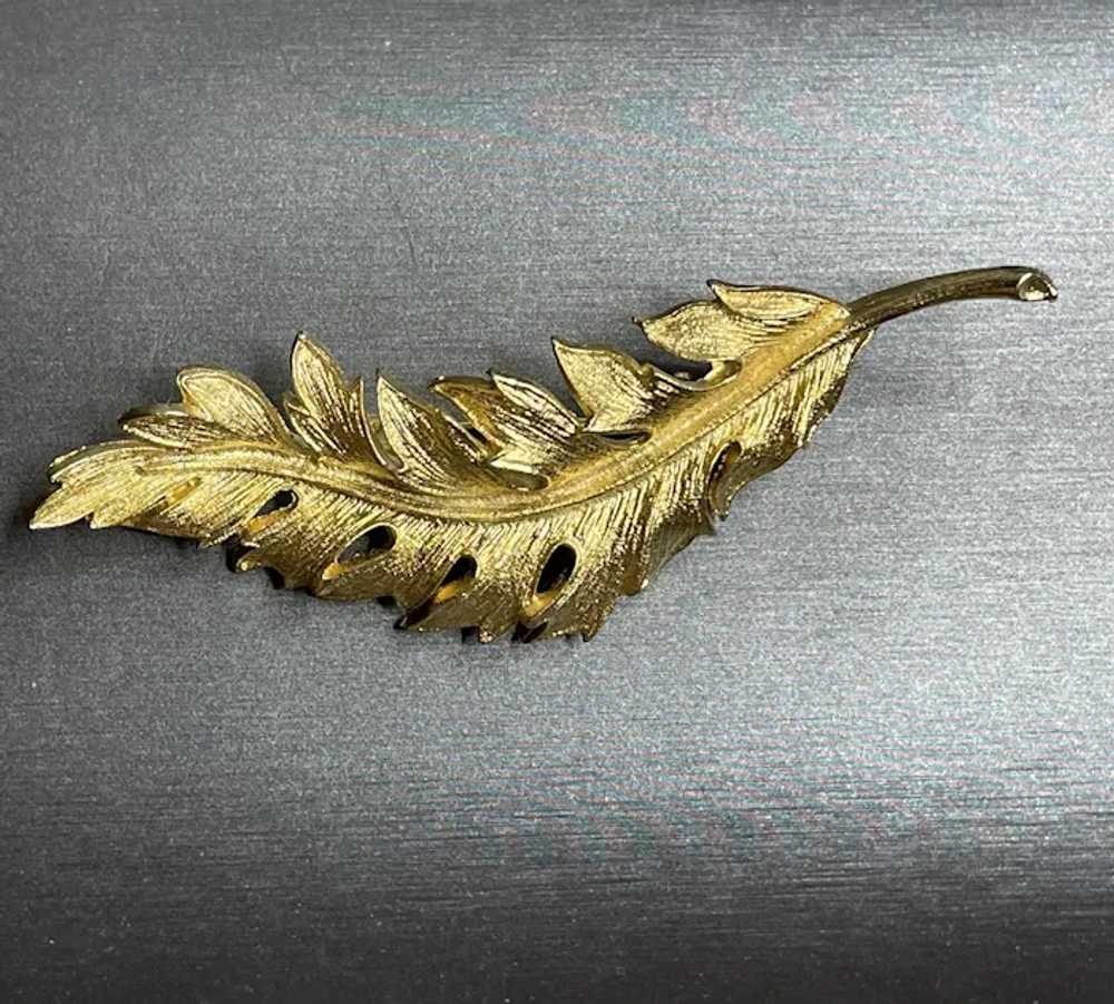 Coro 1961 Realistic Golden Leaf - image 11